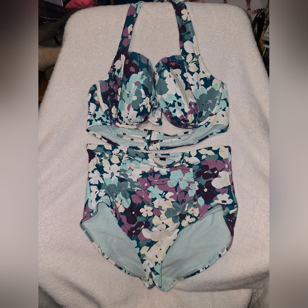 Floral Women's Swimwear Set